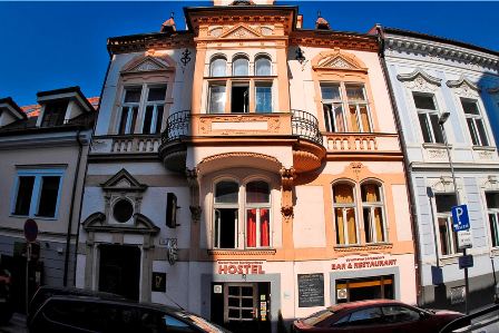 Downtown Backpackers Hostel Bratislava  0